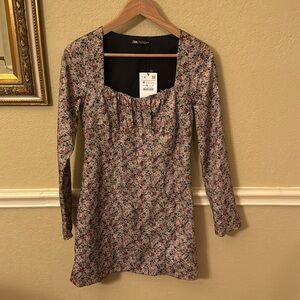 Zara floral mini dress long sleeve square ruched neck Sz large